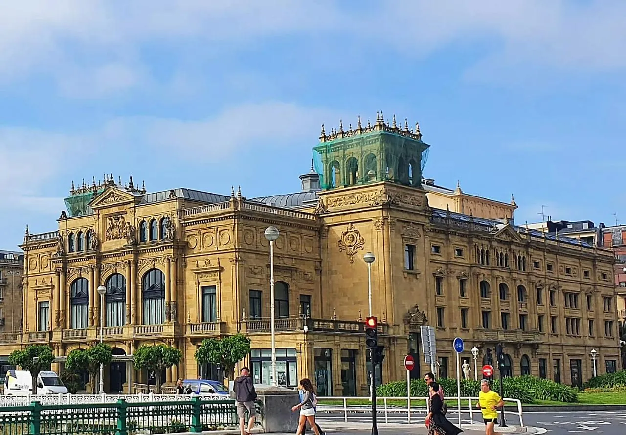 Pension Nuevas Artes San Sebastián Affittacamere